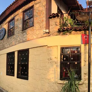 Grand Friends Oda ve Kahvaltı